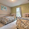 Отель Bright Townhome < 10 Mi to Dtwn Kansas City!, фото 30