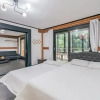 Отель Gyeongju Palace Pool Villa Pension, фото 7
