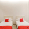Отель RedDoorz Plus @ Demangan Gejayan, фото 4