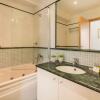 Отель São Sebastião Ocean Apartment with Pool, фото 9