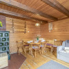 Отель Chalet Snowflake Iib 20M From Ski Trail, фото 3