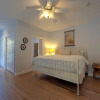 Отель Lake Serenity - 6 Br Home, фото 4