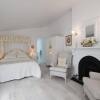Отель White Dove Cottage Bed and Breakfast, фото 2