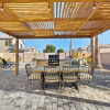 Отель Oregon Ave - Heated Pool Sleeps 13 Mins Stadium, фото 18