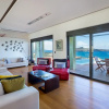Отель Mountainside Villa w Pool gym 500m to the Beach, фото 28
