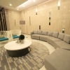 Отель MaxStays - Max Style @ One Eastwood Avenue, фото 4