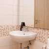 Отель Nice And Cozy 1Br At Tamansari Iswara Apartment, фото 16