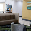 Отель Holiday Inn Express & Suites Columbia-Fort Jackson, an IHG Hotel, фото 2