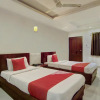 Отель OYO 26743 Emirates Regency, фото 11