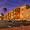 Отель Comfort Inn & Suites Huntington Beach в Хантингтон-Биче