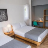 Отель Hostal Tres Central, фото 4