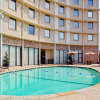 Отель Holiday Inn Express Dallas Market Center, an IHG Hotel, фото 8