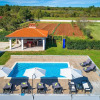 Отель Detached Holiday Home With Swimming Pool, Near the Beach, фото 21