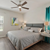 Отель New!upscale-riverfront&pet-friendly-near Schlitter, фото 4