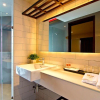 Отель RedDoorz Premium Coco Hotel, фото 11