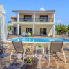 Отель Impressive Villa Exclusive Sea Caves Walk to Taverns Sleeps 11 Ref 507, фото 13