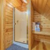 Отель Soaring Pines Lodge 1 Bedroom Home by NW Comfy Cabins by Redawning, фото 24