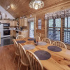Отель Er 223 â Young's Hideaway Great Location â Close To Town! 4 Bedroom Cabin by RedAwning, фото 8