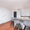 Отель Incredibly Central 2BR Apartment, фото 14