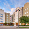 Отель Candlewood Suites Dallas Plano East Richardson, an IHG Hotel, фото 1