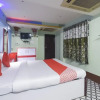 Отель Oyo 60767 Dolphin Hotel, фото 14
