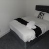 Отель Captivating 1-bedroom Apartment in Bolton, фото 7