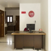 Отель OYO 875 Eyrie Suites, фото 5