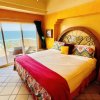 Отель Las Palmas Resort At Sandy Beach Grande 405 2 Bedroom Condo by Redawning, фото 27