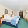 Отель Americas Best Value Inn Tahquamenon Country, фото 5