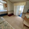 Отель Sunny Break- Limit 6 2 Bedroom Cottage by RedAwning в Рэймонде