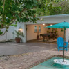 Отель Walk to Beach two Cottages Swimming Pool hot tub Surf and Sand Resldences, фото 18