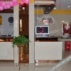 Отель Super 8 Hotel Hezuo Shengshi Jubao, фото 7