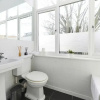 Отель The Putney Hideout - Bright 1bdr Flat, фото 8