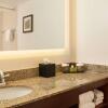 Отель Embassy Suites by Hilton Nashville Airport, фото 30