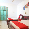 Отель RedDoorz near Pojok Beteng Prawirotaman, фото 4