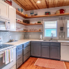 Отель Beach Buzz 4 Bedrooms 3 Bathrooms Home, фото 22