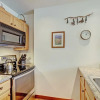 Отель Quaint Winter Hideaway Sleeps 6- Across From Vibrant Main St 2 Bedroom Condo by RedAwning, фото 11