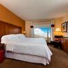 Отель Four Points by Sheraton Kelowna Airport, фото 6