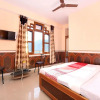 Отель OYO 12719 Home 1RK Hill Top Bharari, фото 7