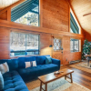Отель Munds Park Cabin w/ Deck & Fire Pit: Walk to Trail, фото 11