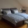 Отель 4 Bedroom Clock Tower Apartment in Central Edinburgh в Эдинбурге