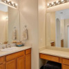 Отель Terra Lago Lakehouse Villa, close to golf, tennis, festivals and shopping!, фото 5