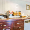 Отель HomeTowne Studios By Red Roof Egg Harbor–Atlantic City Airport, фото 19