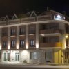Отель Hostal Jijones в Вильяррубия-де-лос-Охос