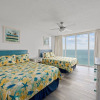 Отель Long Beach by Book That Condo, фото 10