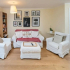 Отель Spacious 3bed2bath W/Balcony in Battersea, фото 2