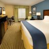 Отель Holiday Inn Express Hotel & Suites Tullahoma, an IHG Hotel, фото 24
