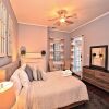 Отель Downtown Savannah Oasis 4 BR 3 BA, фото 10