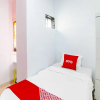 Отель OYO 91283 Sg Premium Guest House, фото 25