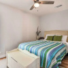Отель Coastal Crystal Beach House - Walk to Beach!, фото 3